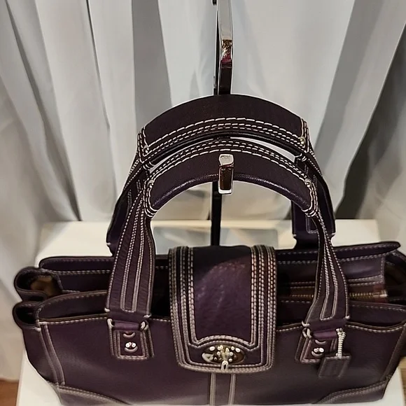 Coach Hamptons Purple Leather Satchel - Picture 5 of 12